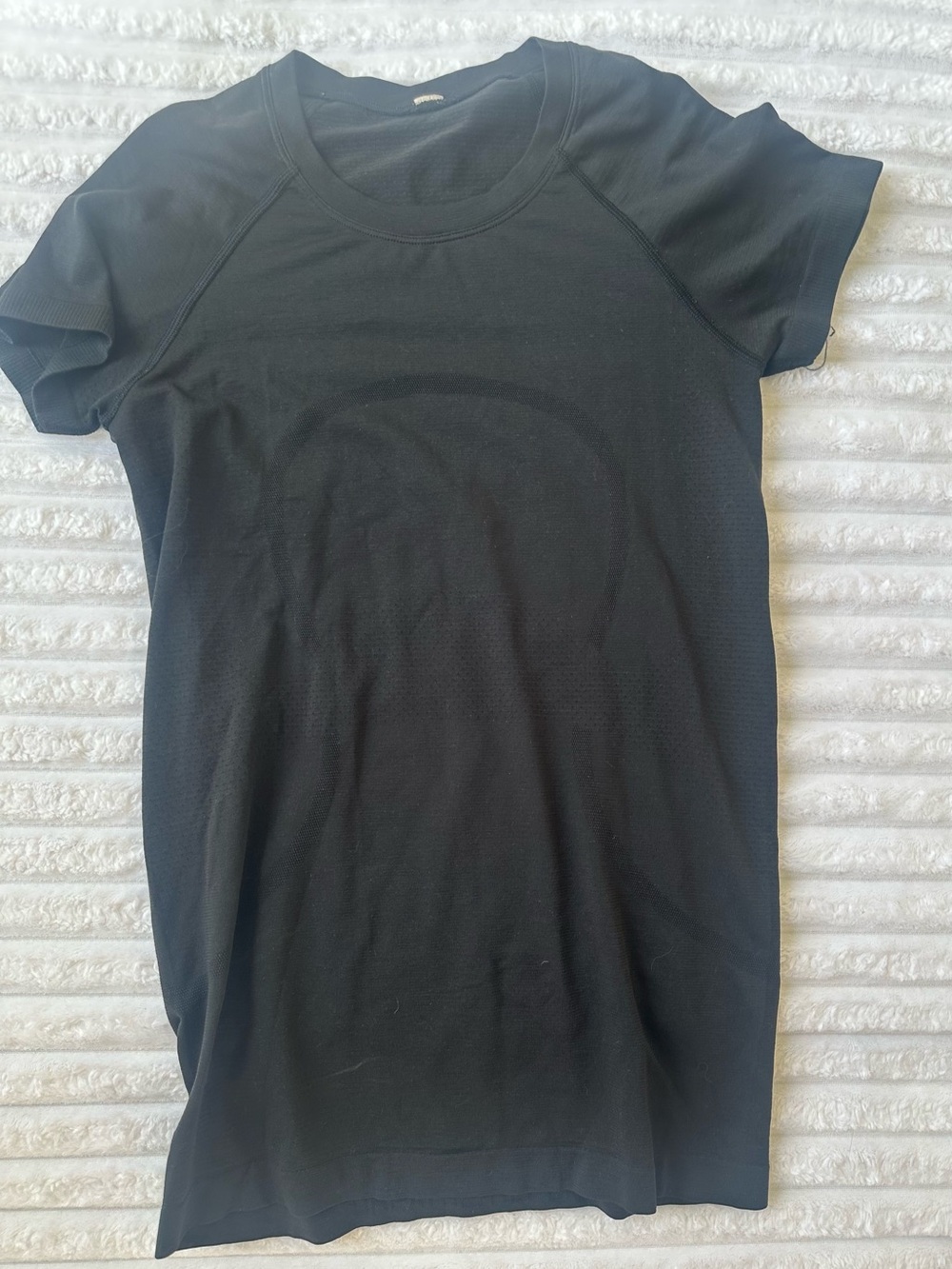 Lululemon athletica Black Short-Sleeve Performance Tee